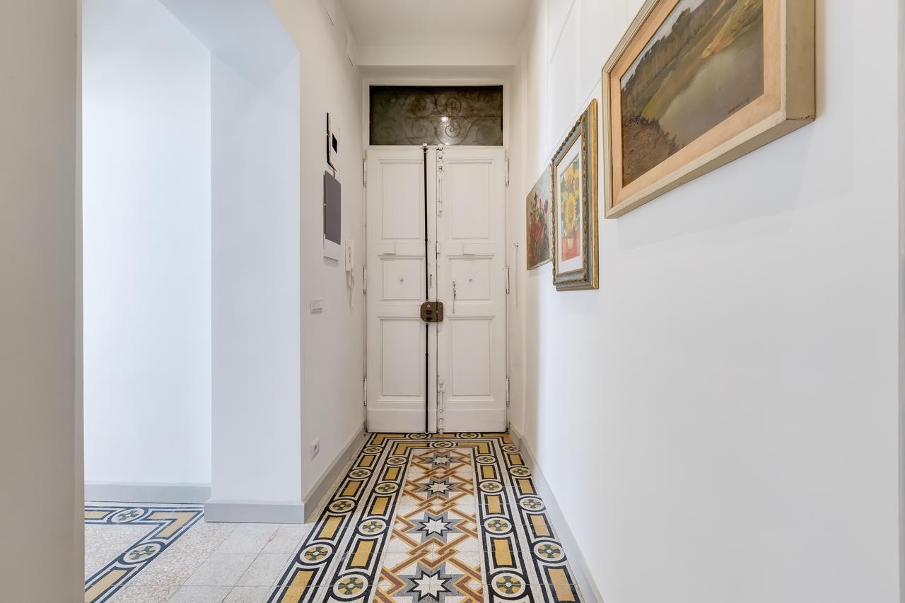 רומא Monti Colosseum Apartment מראה חיצוני תמונה